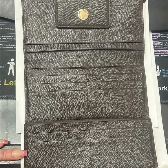 Bvlgari Long Trifold Brown Wallet with Gold Accent EUC - Picture 7 of 15